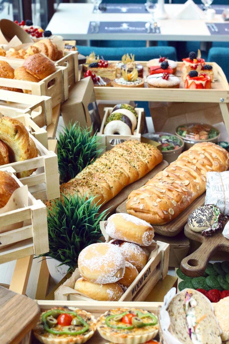 buffet display